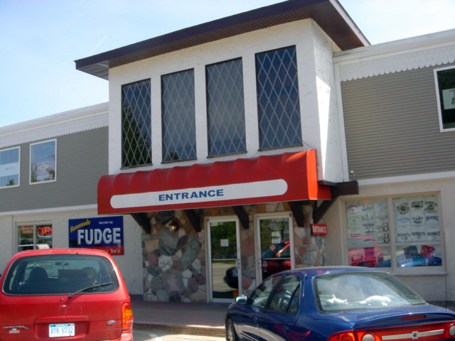 Fort Gift Shop & Candy Kitchen/Minning Company