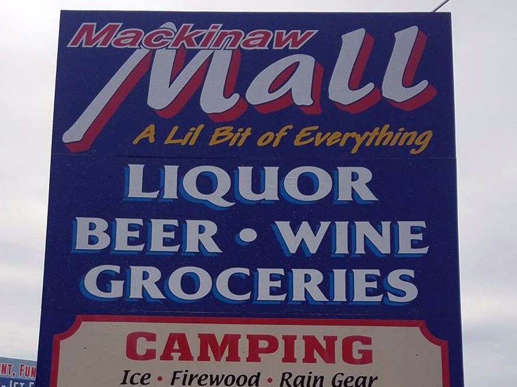 Mackinaw Mall - General Store